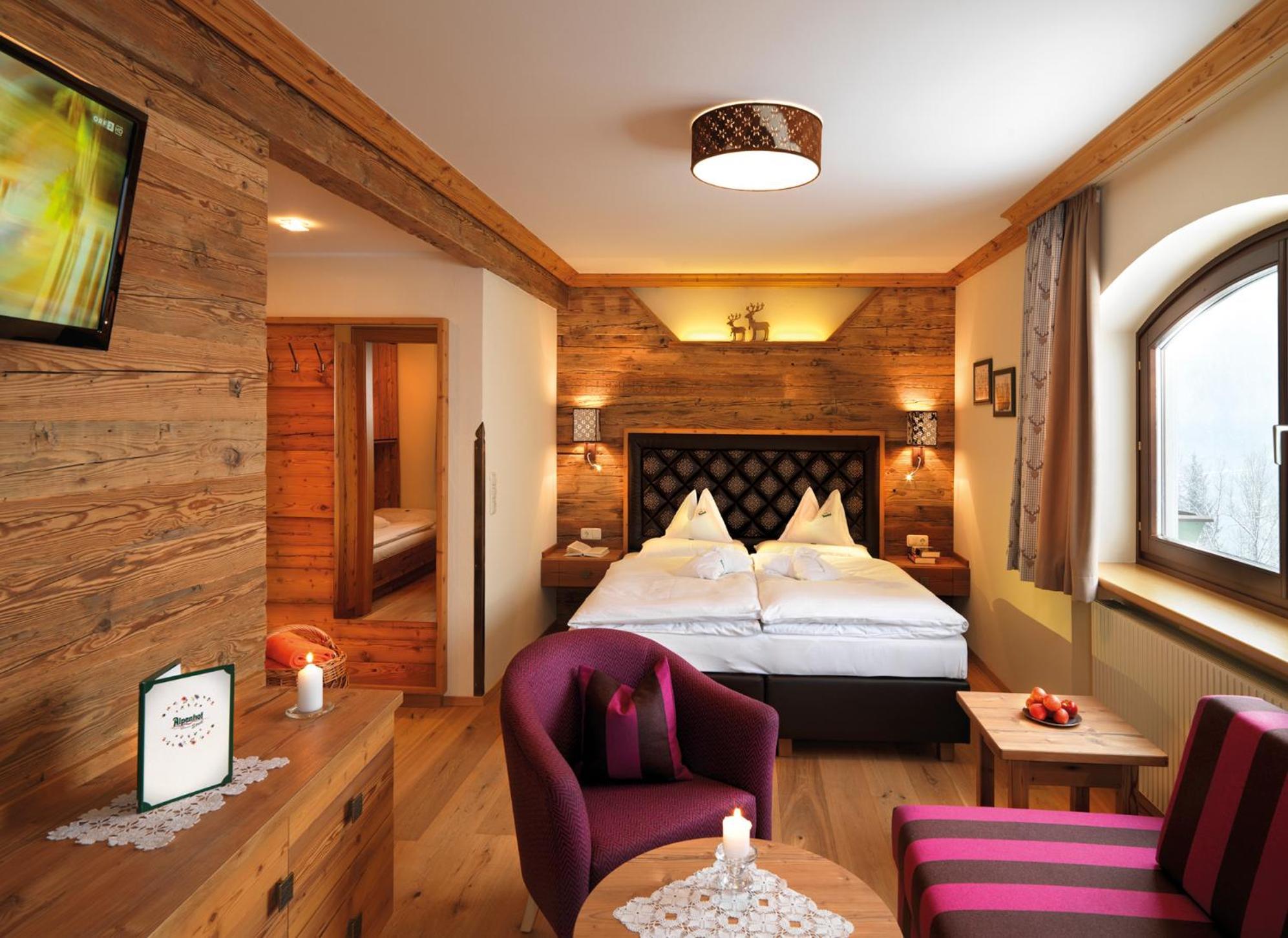 Gut Berg Naturhotel سانكت يوهان ايم بونغ الغرفة الصورة