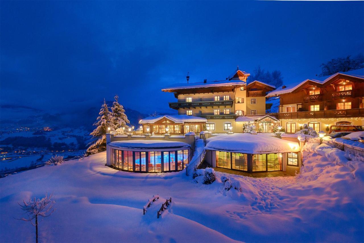 Gut Berg Naturhotel سانكت يوهان ايم بونغ المظهر الخارجي الصورة